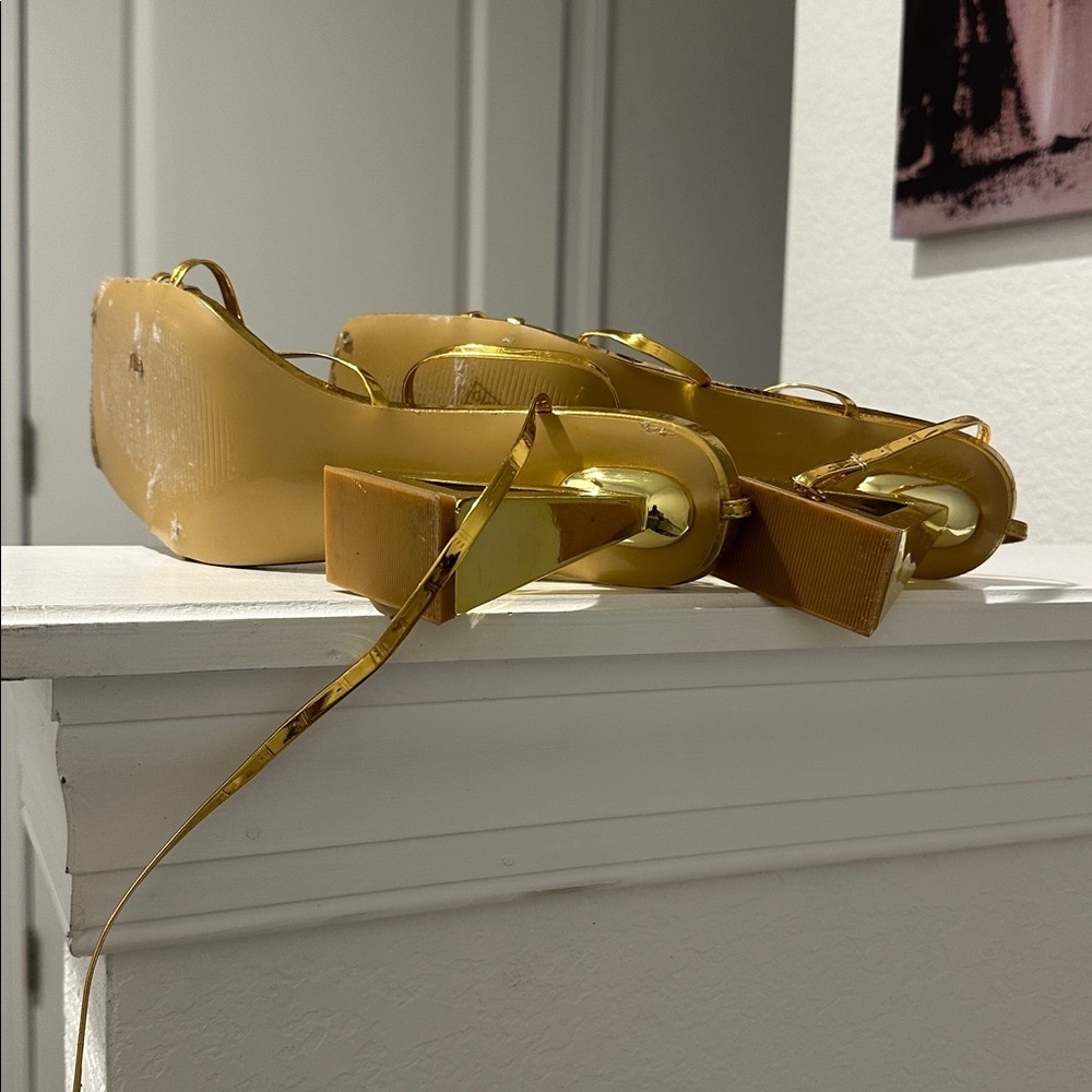 SHEIN Gold Geometric Heel Sandals - Picture 4 of 4